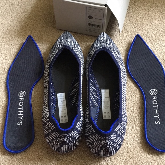 rothy's navy houndstooth